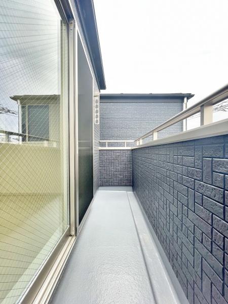【B号棟】川崎区新築戸建　リビング階段　納戸