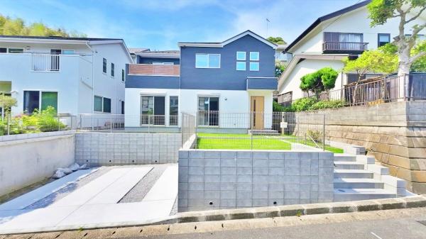 鎌倉市新築戸建　LDK19帖　南道路　2台駐車可