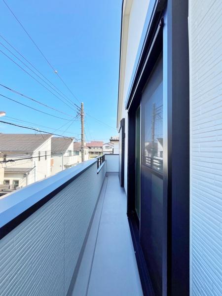 【1号棟】金沢区新築戸建　2台駐車可　ワイドバルコニー