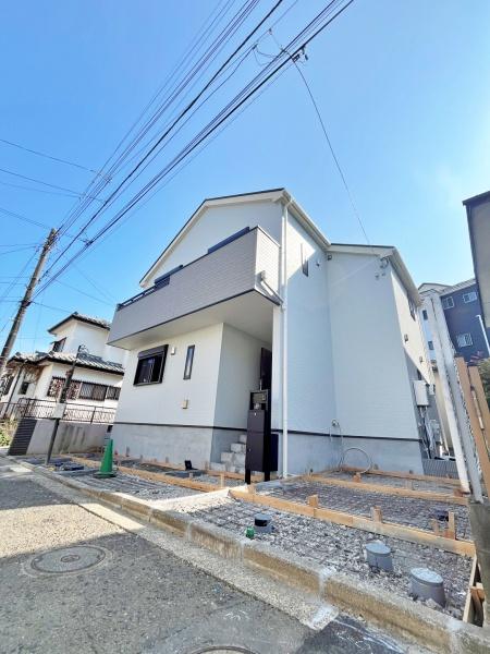 【1号棟】金沢区新築戸建　2台駐車可　ワイドバルコニー