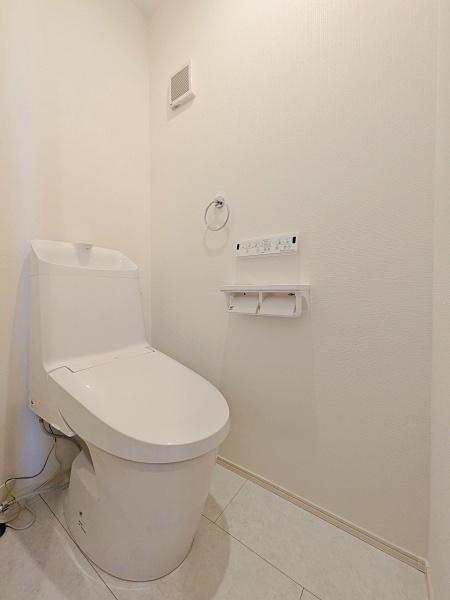 【1号棟】藤沢市新築戸建　LDK19帖　ビルトイン車庫