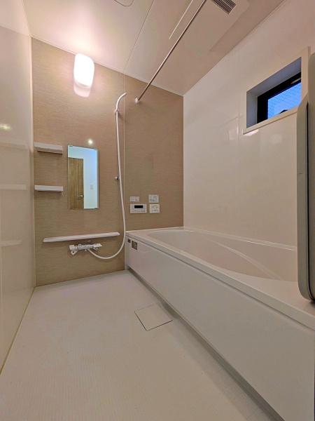 【2号棟】藤沢市新築戸建　LDK19帖　ビルトイン車庫