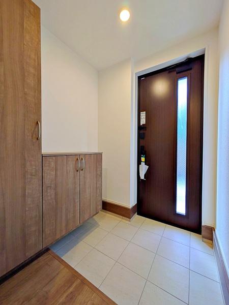 【2号棟】藤沢市新築戸建　LDK19帖　ビルトイン車庫