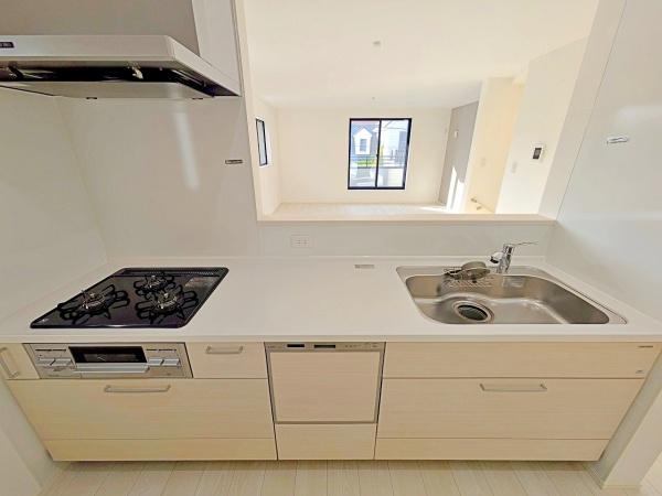 【3号棟】藤沢市新築戸建　LDK19帖　ビルトイン車庫