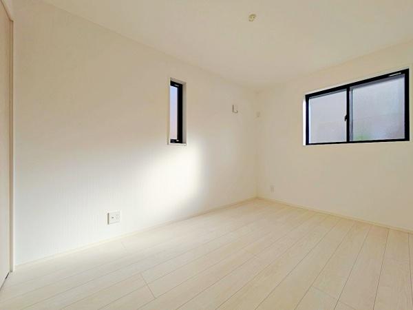 【3号棟】藤沢市新築戸建　LDK19帖　ビルトイン車庫