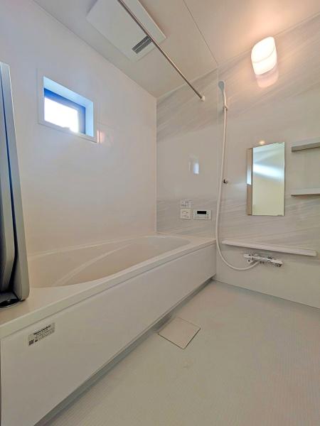 【3号棟】藤沢市新築戸建　LDK19帖　ビルトイン車庫