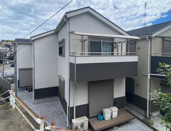 横浜市南区別所中里台の中古一戸建て