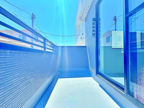 【1号棟】逗子市新築戸建駅徒10分WICロフト