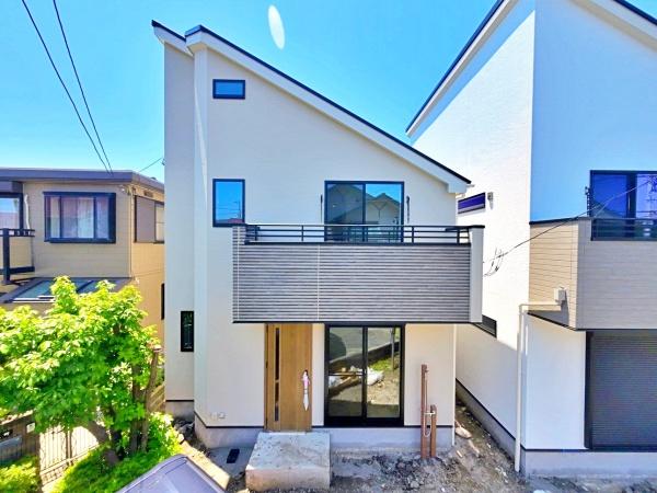 【1号棟】逗子市新築戸建駅徒10分WICロフト