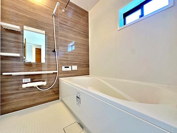 【2号棟】逗子市新築戸建　納戸　南面バルコニー