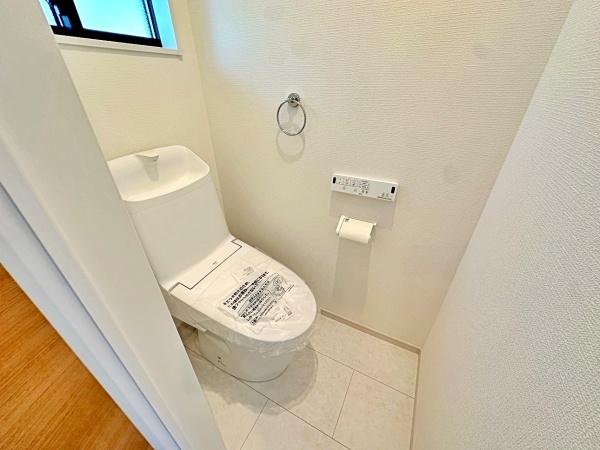【2号棟】逗子市新築戸建　納戸　南面バルコニー