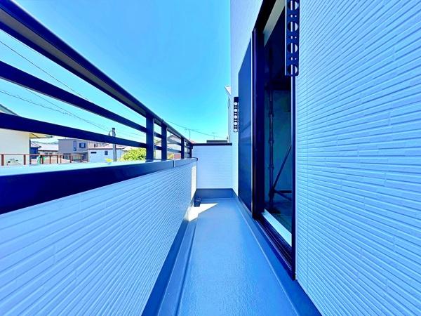 【2号棟】逗子市新築戸建駅徒10分ロフト