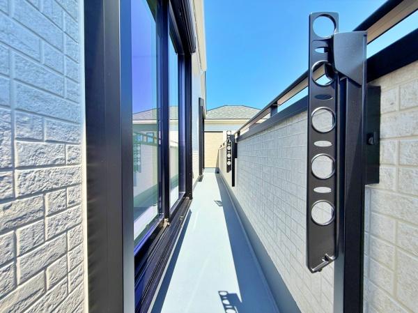 【1号棟】藤沢市新築戸建　LDK18帖　南面バルコニー