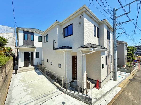【2号棟】藤沢市新築戸建　LDK18帖　南面バルコニー
