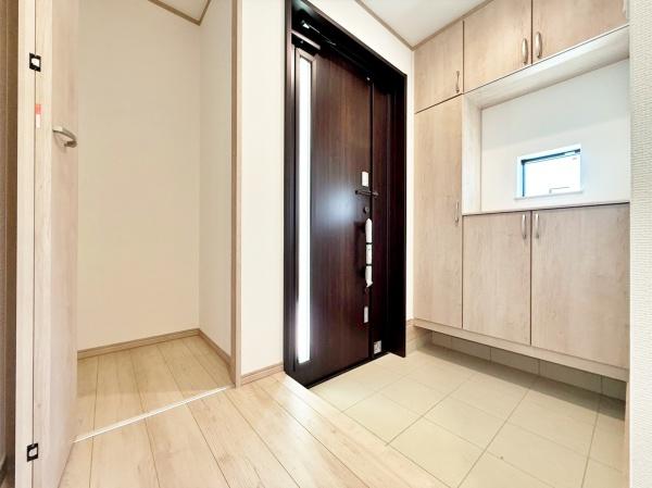 【3号棟】藤沢市新築戸建　リビング階段　南面バルコニー