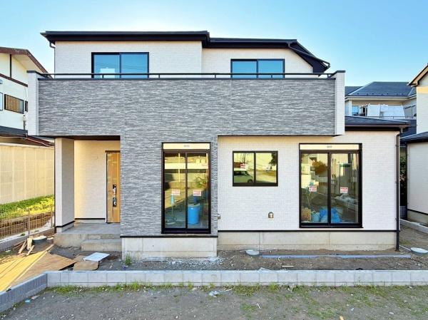 【C号棟】藤沢市新築戸建　2台駐車可　納戸