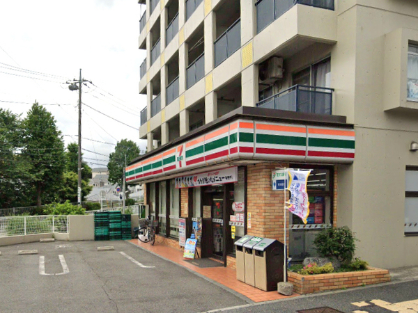 宮前区新築戸建　LDK20帖　ファミクロ　2台駐車可(セブンイレブン川崎野川店)