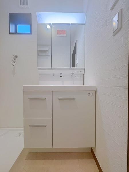 町田市上小山田町の中古一戸建て