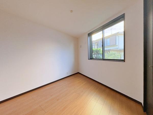 町田市上小山田町の中古一戸建て