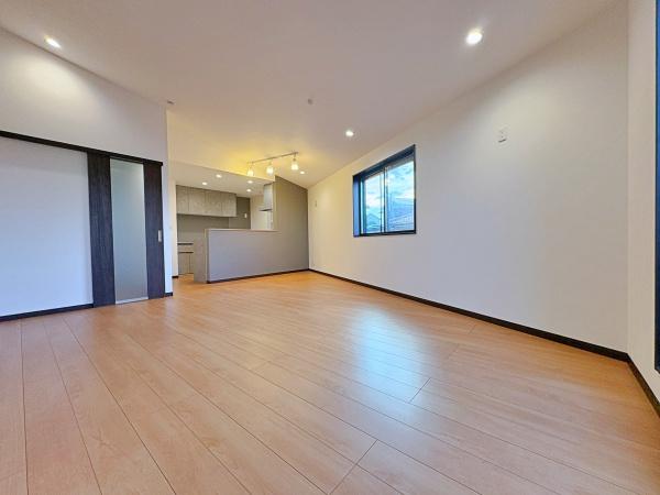 町田市上小山田町の中古一戸建て