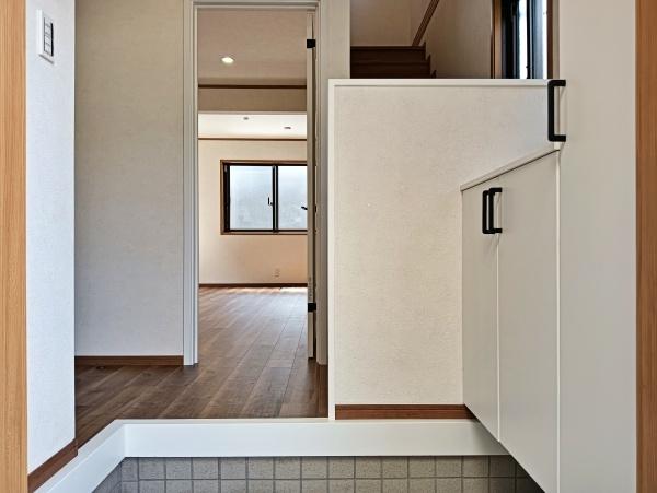 大和市中古戸建角地小中学校徒10分圏内リノベ