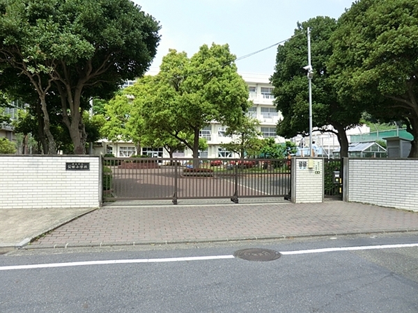 横浜市栄区公田町の中古一戸建て(横浜市立公田小学校)
