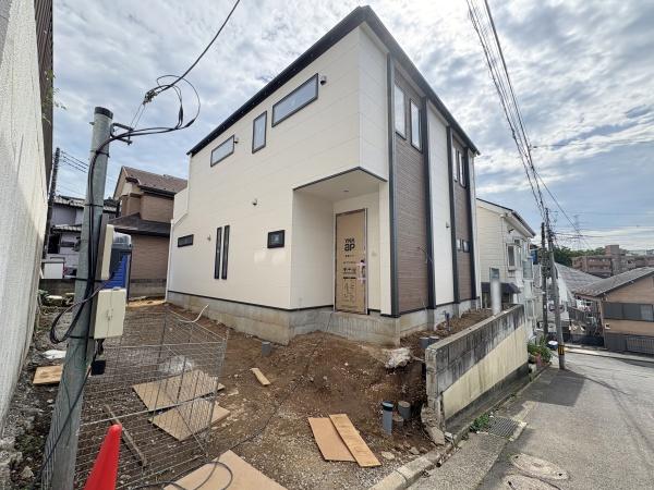港南区新築戸建2台駐車可LDK22帖SICパントリー