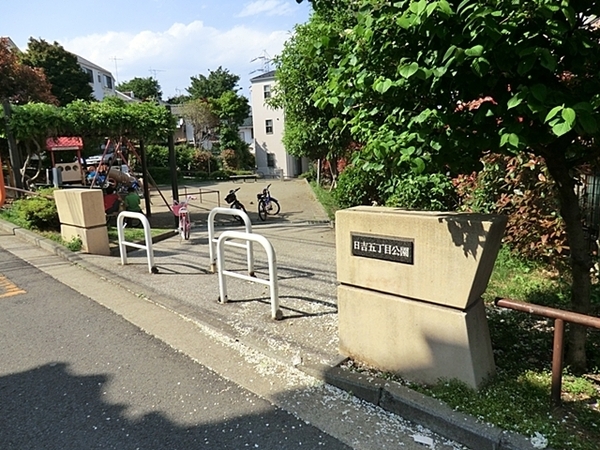 【1号棟】川崎市新築戸建ビルトイン車庫対面キッチン(日吉五丁目公園)