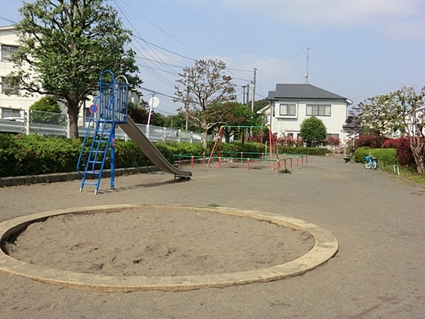横浜市緑区三保町の中古一戸建て(三保中通り公園)