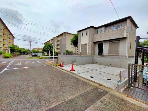 町田市新築戸建タイルデッキ2台駐車可角地