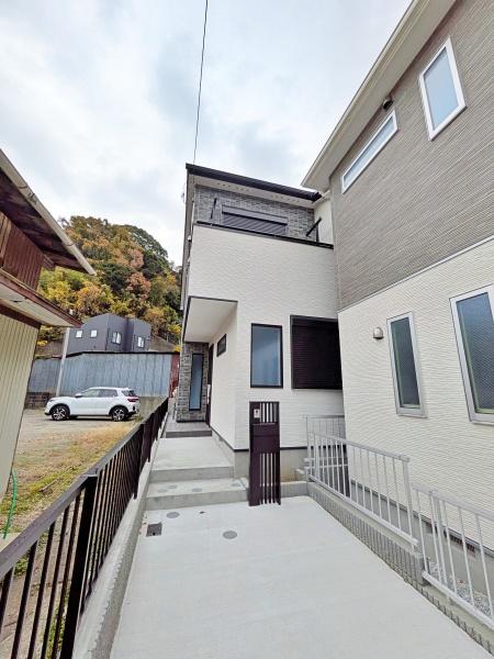 【A号棟】鎌倉市新築戸建　納戸　ロフト　南BL