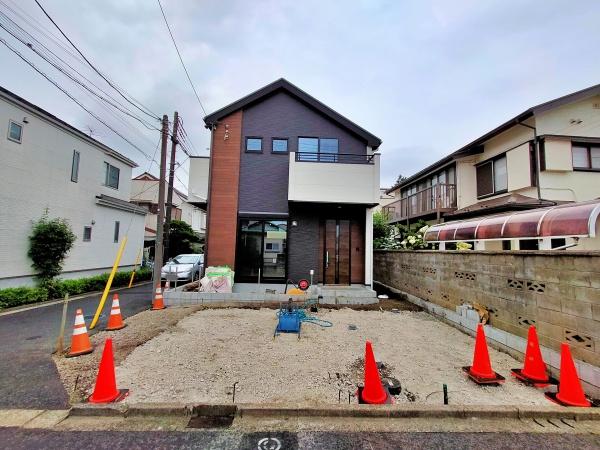 町田市新築戸建　LDK21帖　2台駐車可　WIC　角地
