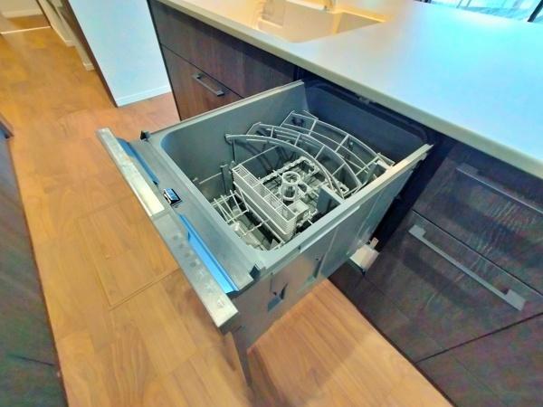 町田市新築戸建　LDK22帖　和室　WIC　SIC