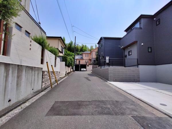 【1号棟】金沢区新築戸建　2台駐車可　南面バルコニー