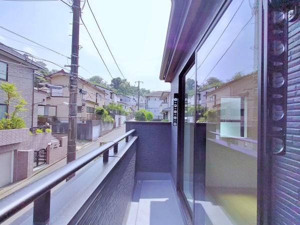 【2号棟】金沢区新築戸建　2台駐車可　南面バルコニー