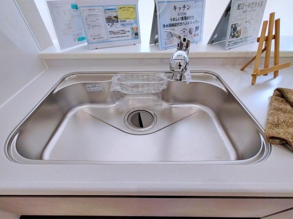 【2号棟】金沢区新築戸建　2台駐車可　南面バルコニー