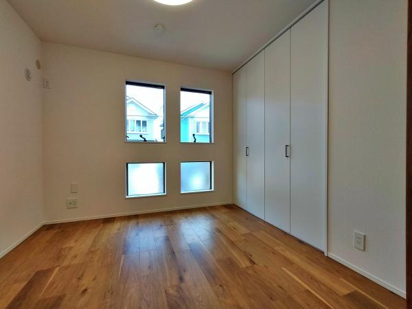 鎌倉市七里ガ浜2丁目の中古一戸建て(洋室)