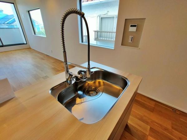 鎌倉市七里ガ浜2丁目の中古一戸建て(キッチン)