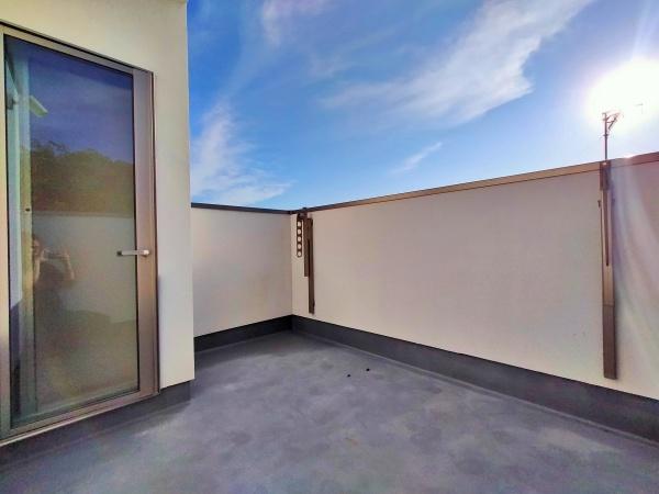 鎌倉市七里ガ浜2丁目の中古一戸建て(バルコニー)