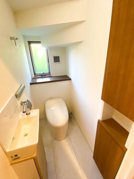 戸塚区新築戸建WICSIC納戸×2カースペ3台　お庭