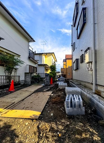 多摩区新築戸建　納戸×2　WICLDK21帖　南バルコニー