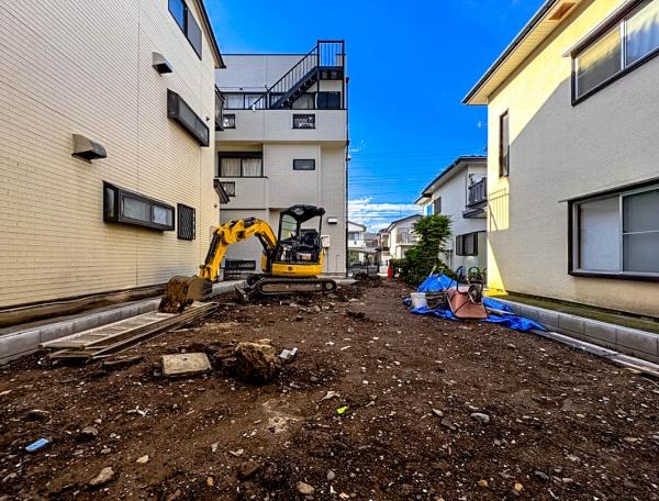 多摩区新築戸建　納戸×2　WICLDK21帖　南バルコニー