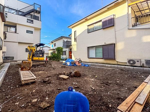 多摩区新築戸建　納戸×2　WICLDK21帖　南バルコニー