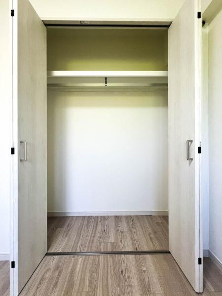 野毛山公園三和プラザ【 WIC リフォーム】(収納)