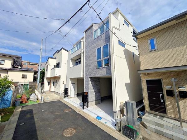 【1号棟】藤沢市新築戸建　床暖房　駅チカ　食洗器