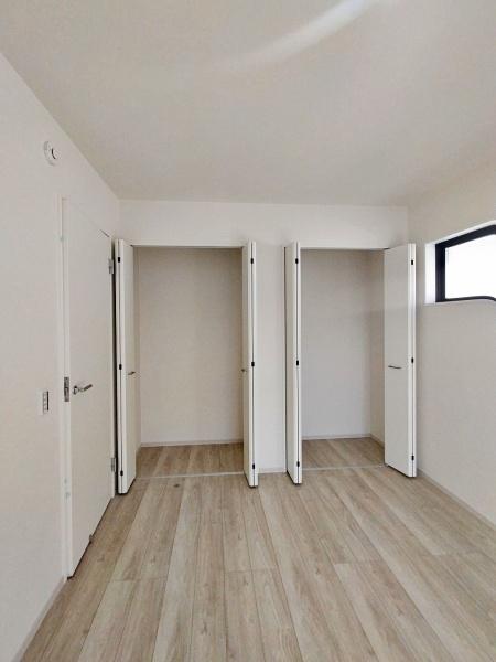 【2号棟】藤沢市新築戸建　床暖房　2台駐車可