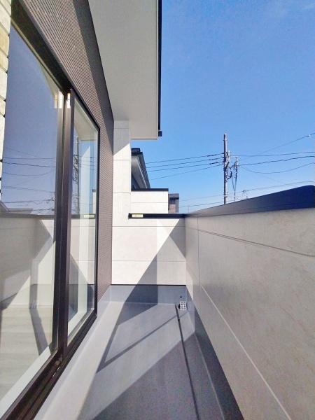 【2号棟】藤沢市新築戸建　床暖房　2台駐車可