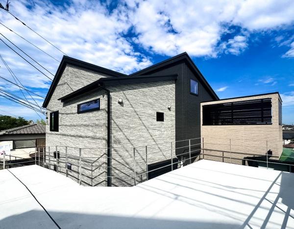 【1号棟】南区新築戸建角地SIC6帖納戸×2