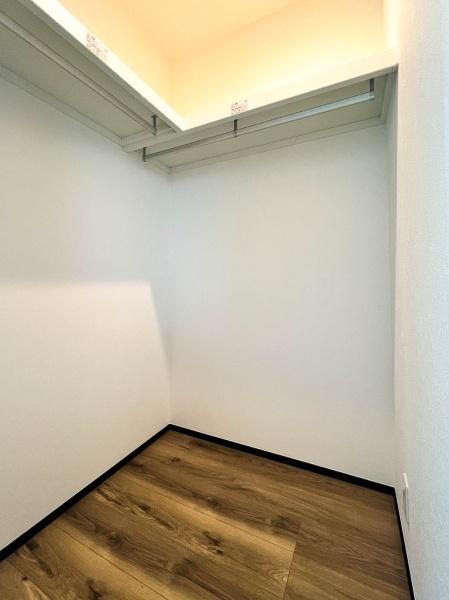 【1号棟】南区新築戸建角地SIC6帖納戸×2