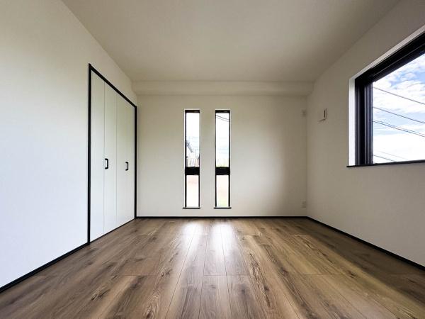 【1号棟】南区新築戸建角地SIC6帖納戸×2